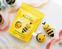 Honey Bee or Bumble Bee