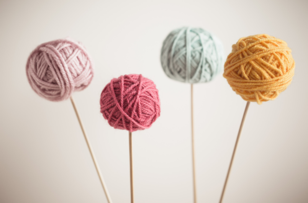 Holding hook and yarn